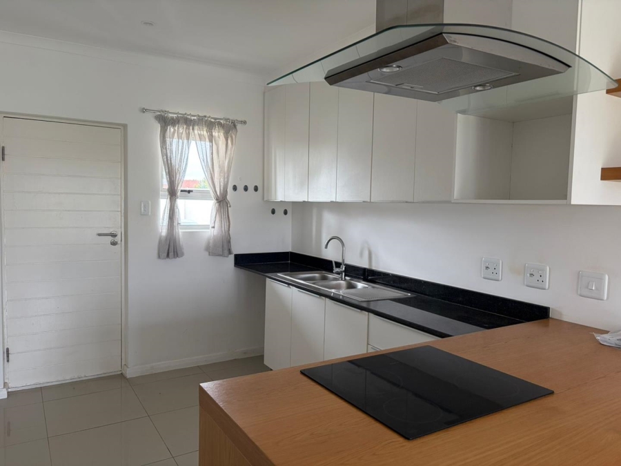 To Let 2 Bedroom Property for Rent in Pinelands Eastern Cape